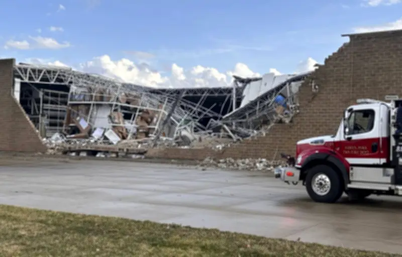 Michigan : au moins quatre morts dans des tornades dévastatrices
