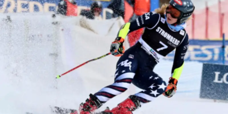 Mikaela Shiffrin décroche son sixième gros globe de cristal en ski alpin