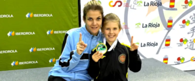 Mila Rodriguez, 8 ans, championne d'Espagne de karaté et déjà une étoile montante