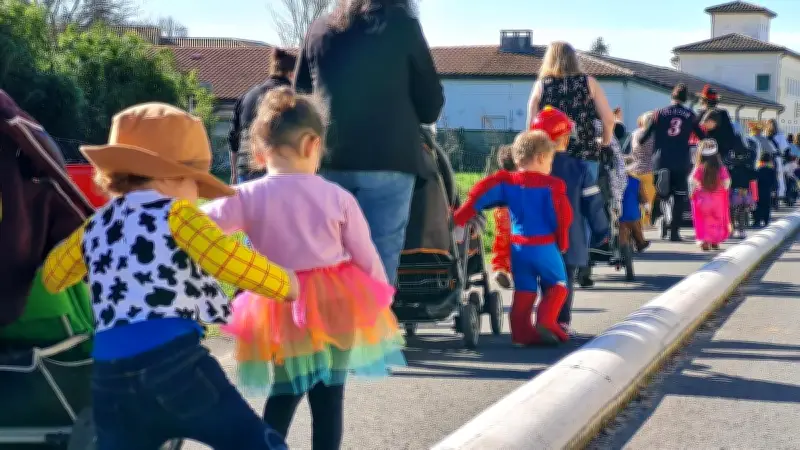 Mios s'apprête à vibrer au rythme de son carnaval Plumes et paillettes
