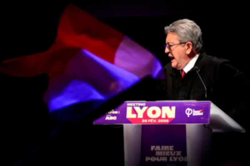 Mélenchon critiqué pour ses propos jugés condescendants envers les électeurs