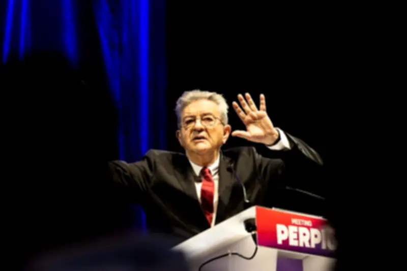 Mélenchon n'est pas le sujet central des élections municipales, selon les analystes