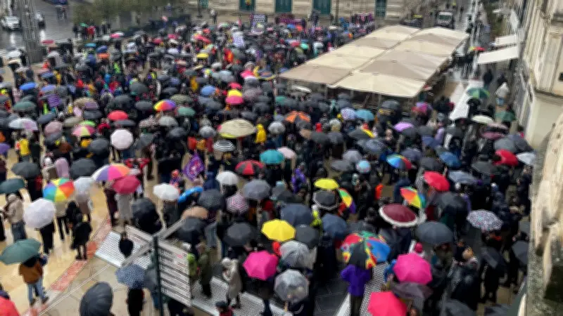 Montpellier : près d'un millier de personnes défilent pour les droits des femmes malgré la pluie