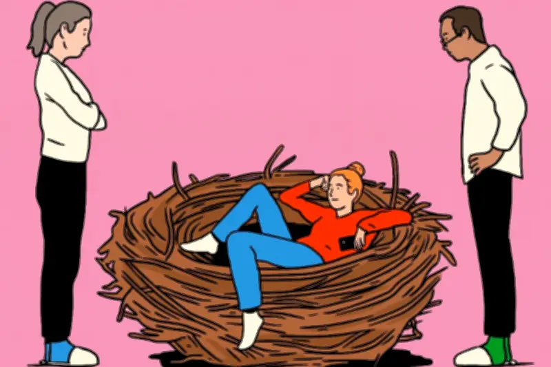 Morgane, 23 ans, de retour chez ses parents : le difficile retour au nid familial