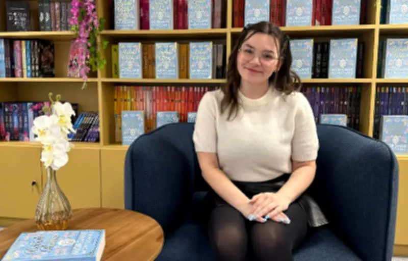 Morgane Moncomble : l'autrice discrète qui domine les ventes sans nouveau roman