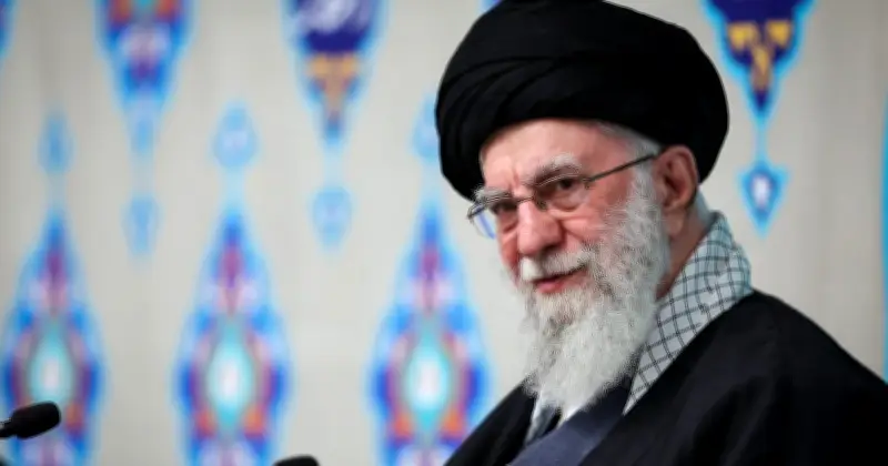 Mort de Khamenei en Iran : scènes de joie et tournant historique analysé par Abbas Milani