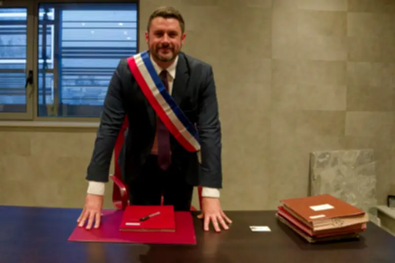 Mourenx : Lindsey Deary élue maire, annonce le rétablissement de l'éclairage nocturne