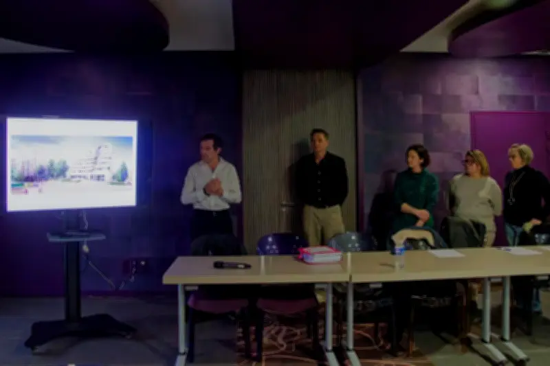 Mourenx : réunion publique sur le chantier des Terrasses du Tourmalet