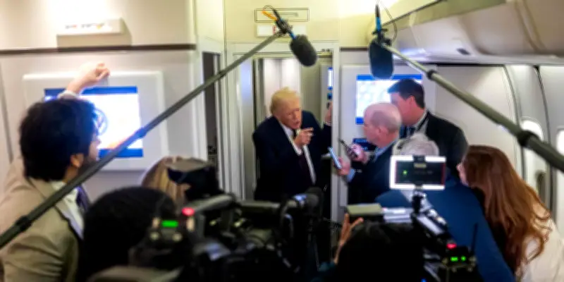 Moyen-Orient : Trump s'adresse à la presse lundi, des explosions entendues à Jérusalem