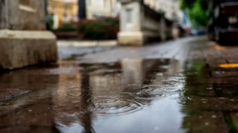 Météo : 18 départements en vigilance jaune, l'Hérault sous menace de pluies inondations