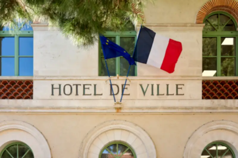 Municipales 2024 : le second tour scruté comme un test avant la présidentielle de 2027