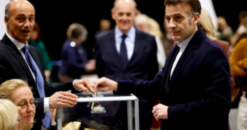 Municipales 2024 : Les médias étrangers scrutent un baromètre politique avant 2027