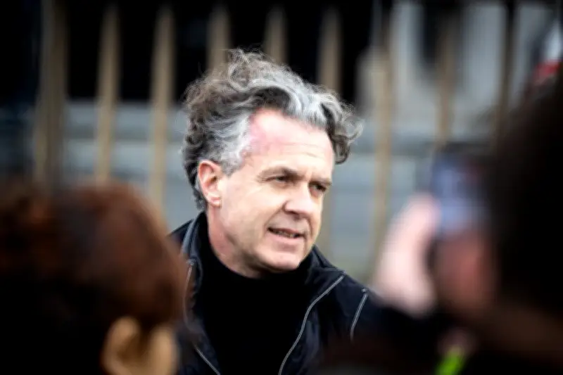 Municipales 2026 à Angers : Christophe Béchu frôle les 50% au premier tour