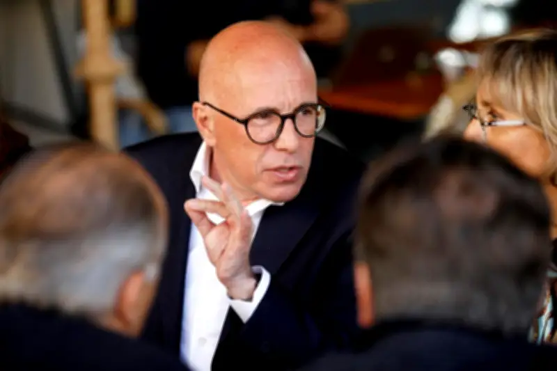 Municipales 2026 : Ciotti s'installe à Nice, Attal prépare 2027