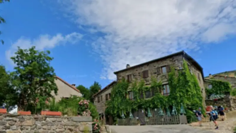 Municipales 2026 en Ardèche : 43 habitants, deux listes, un village divisé