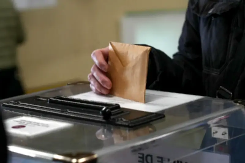 Municipales 2026 : le second tour s'annonce serré dans les grandes villes françaises