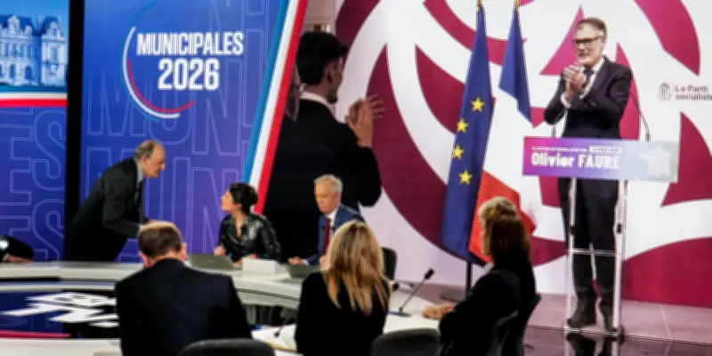 Municipales 2026 : les alliances PS-LFI, un bilan mitigé qui relance le débat stratégique pour la présidentielle