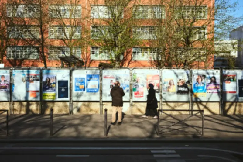 Municipales 2026 : les négociations s'ouvrent après un premier tour incertain