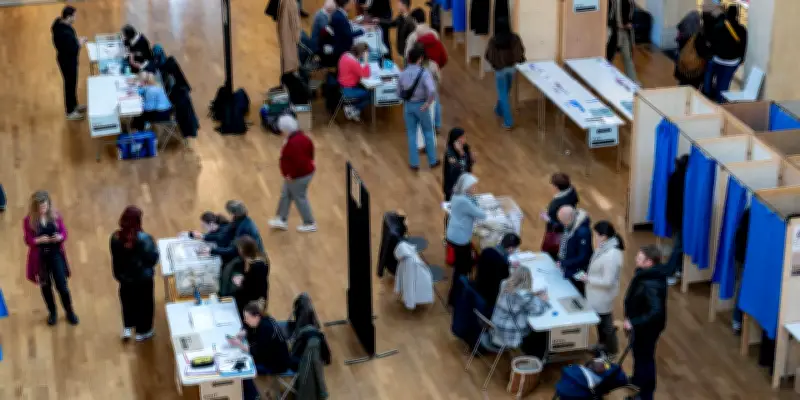 Municipales 2026 : l'impuissance politique perçue s'étend du national au local