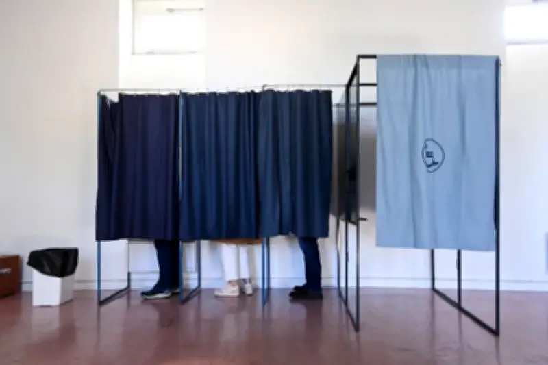 Municipales 2026 : Mayenne sans candidat, 17 quinquagénaires au second tour