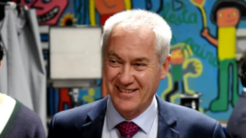 Municipales 2026 à Mende : Patrice Saint-Léger s'empare de la mairie face à la majorité sortante