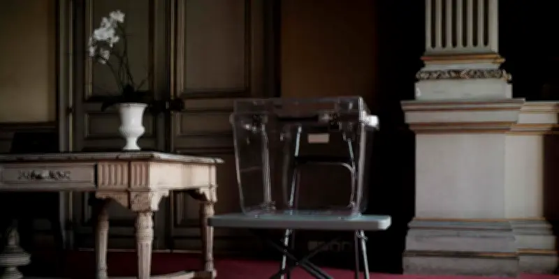 Municipales 2026 à Nice : Des bulletins de vote endommagés par la pluie