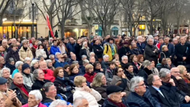 Municipales 2026 à Nîmes : 2 000 personnes au dernier meeting de la gauche unie contre l'extrême droite