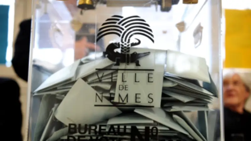 Municipales 2026 à Nîmes : dernières réunions publiques avant le scrutin
