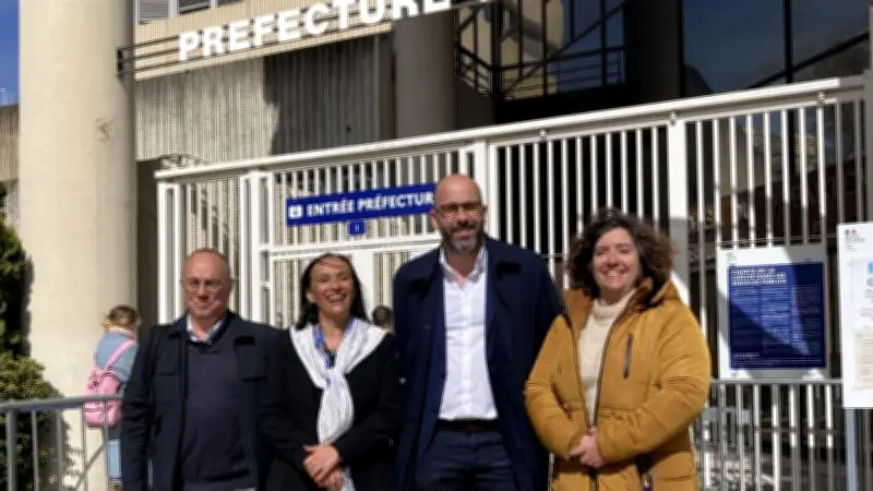 Municipales 2026 à Nîmes : la liste Nîmes en commun déposée pour le second tour