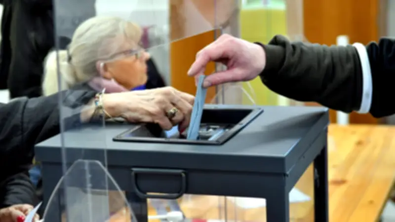 Municipales 2026 : participation en hausse, résultats nationaux et régionaux en direct