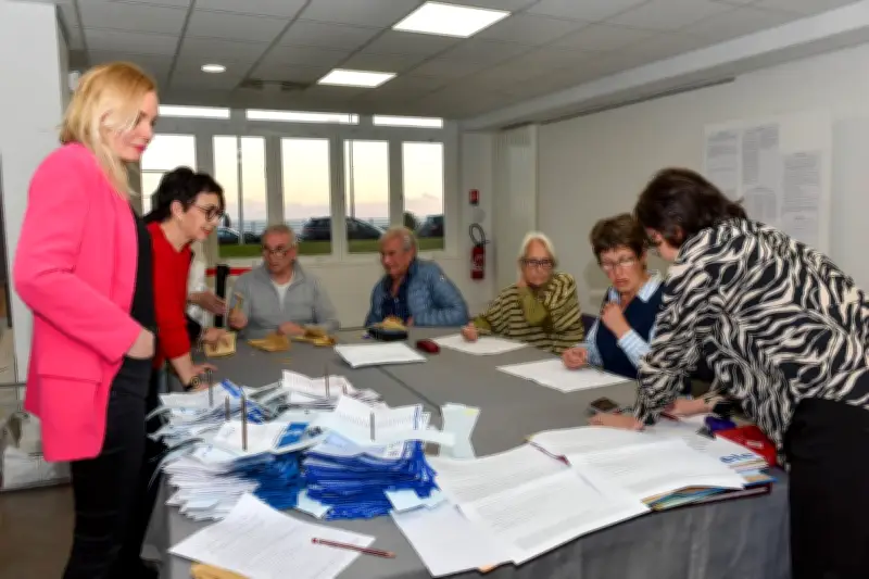 Municipales 2026 : Premier tour décisif sur le Pays royannais, ambiance électrique