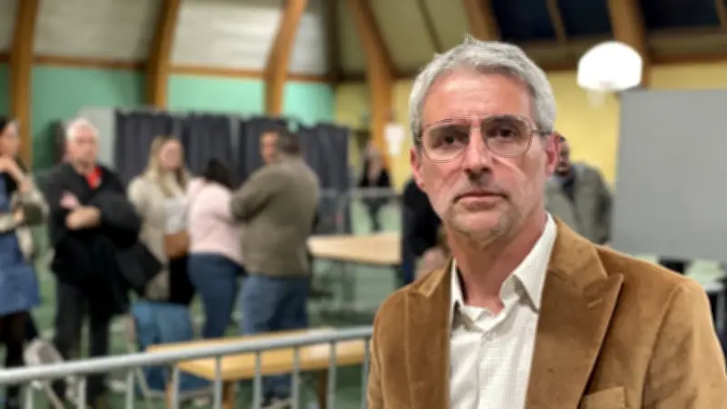 Municipales 2026 à Saint-Chély-d’Apcher : Christophe Gache élu, la maire sortante balayée