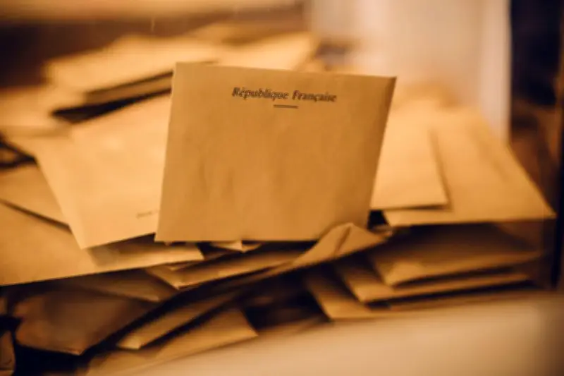 Municipales 2026 : Trois territoires français sans maire élu, un défi démocratique