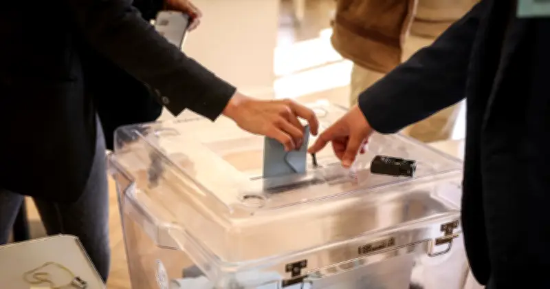 Municipales 2026 : un thermomètre politique scruté par l'Europe