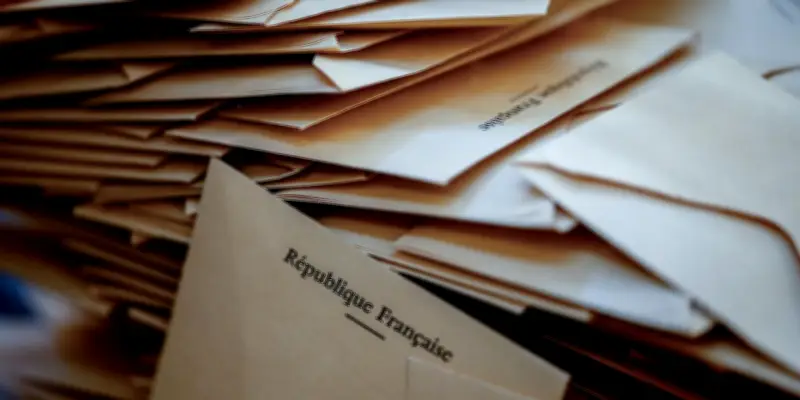 Municipales 2026 : une étude analyse le plafonnement de la gauche et la mobilité de l'électorat de droite