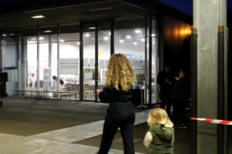 Municipales à Bordeaux : Dernière heure d'affluence et engagement citoyen à Nuyens