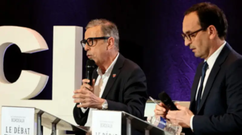 Municipales à Bordeaux : vifs échanges entre Hurmic et Cazenave après le désistement de Dessertine