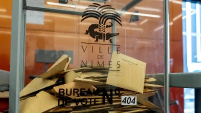 Municipales dans le Gard : journée décisive pour Nîmes et 15 autres communes