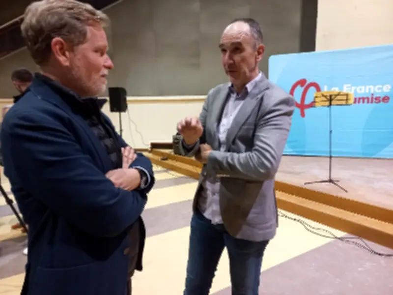 Municipales : les alliances de gauche se multiplient localement malgré les consignes nationales