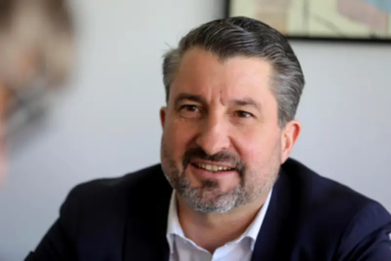 Municipales à Mont-de-Marsan : le maire de Dax soutient Charles Dayot pour le second tour