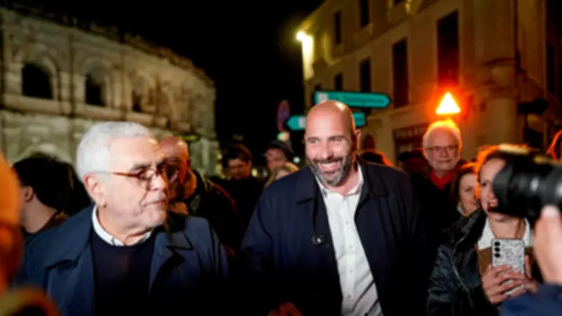 Municipales à Nîmes : une soirée mouvementée marquée par la victoire de la gauche et la percée du RN