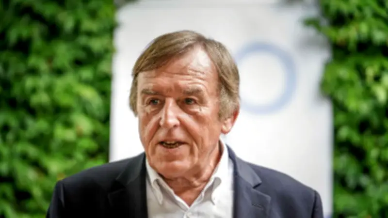 Municipales à Nîmes : Yvan Lachaud dénonce la "déconfiture" de l'équipe sortante après la victoire de Vincent Bouget