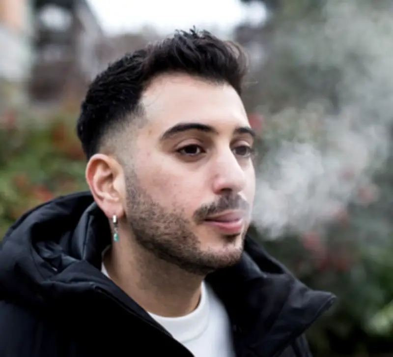 Municipales à Paris : un ex-candidat LFI victime de cyberattaques après son soutien à Emmanuel Grégoire