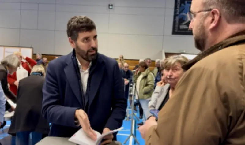 Municipales à Pauillac : le maire sortant Florent Fatin appelle à voter Barraud contre le RN