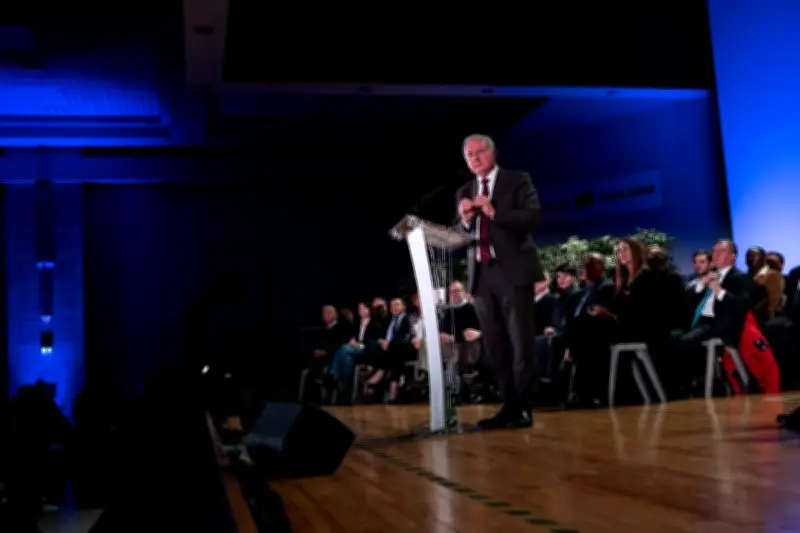 Municipales à Toulouse : Jean-Luc Moudenc en tête, la gauche en embuscade