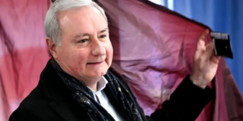 Municipales à Toulouse : le score solide de Moudenc masque une percée surprise à gauche