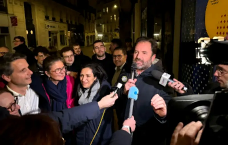 À Nantes, la soirée électorale de Foulques Chombart de Lauwe vue par ses plus jeunes supporters