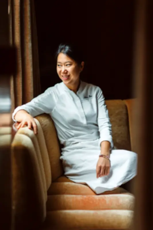 Narae Kim, la pâtissière star du Park Hyatt Paris-Vendôme qui a conquis la France