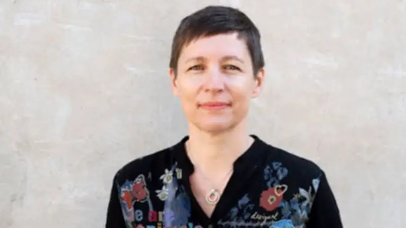 Nathalie Gauthereau anime une balade littéraire à Frontignan pour dévoiler sa plume