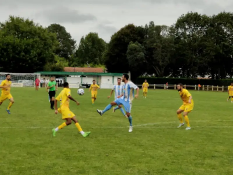 National 3 : Lège-Cap-Ferret reçoit Onet-le-Château, un duel crucial pour la montée